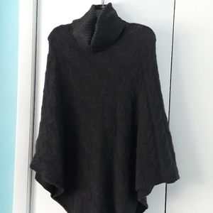 Sweater/ Poncho style